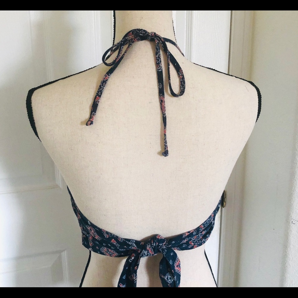 HOLLISTER Ribbed Halter Tank Top - Picture 3 of 7